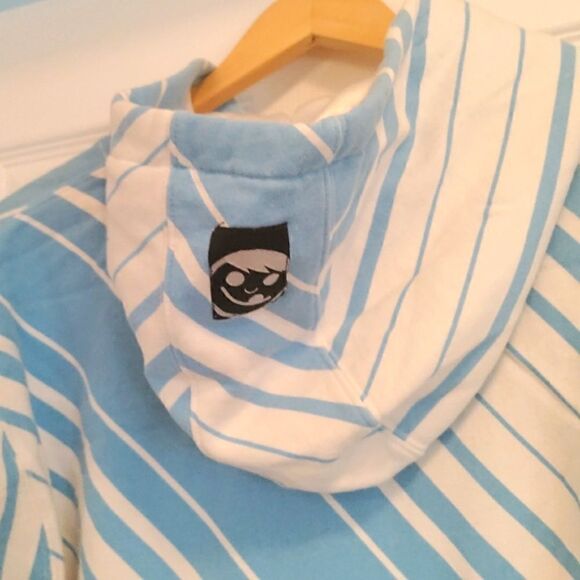 Neff Hoodie  - Picture 7 of 7